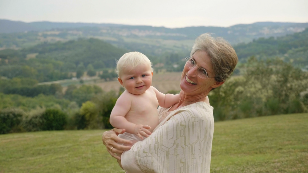 The Importance of Support During the Early Months of Parenthood